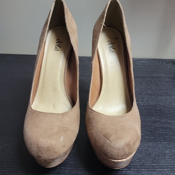 High heels - Picture 2 of 4